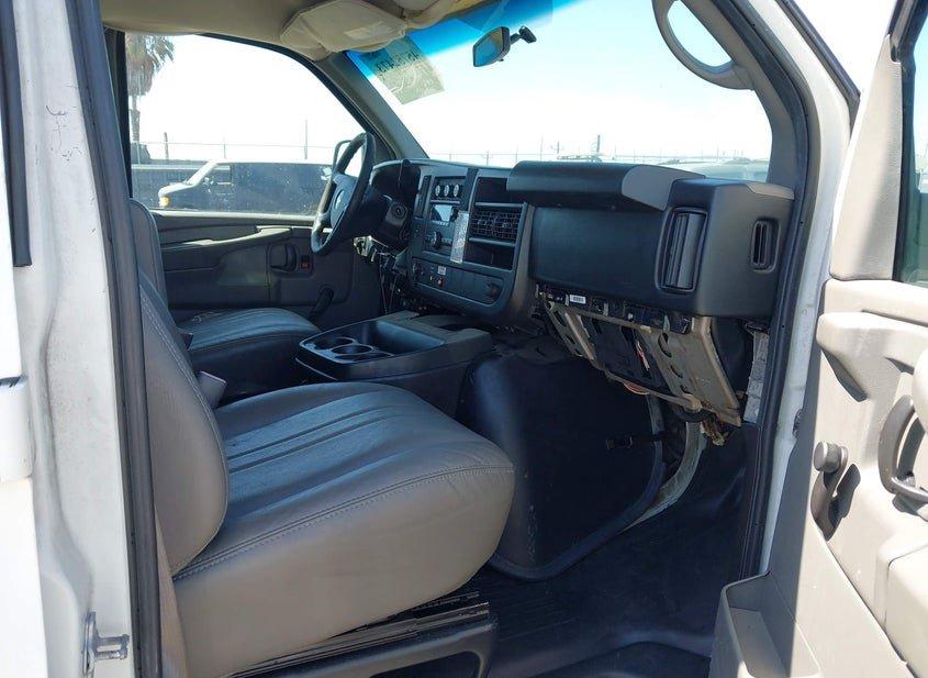 Chevrolet Express 2500