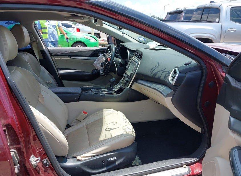 Nissan Maxima