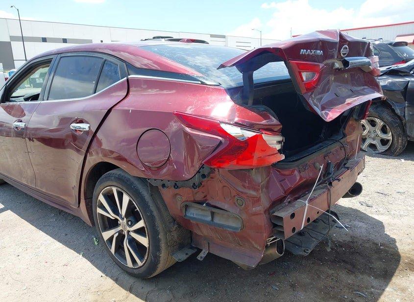 Nissan Maxima