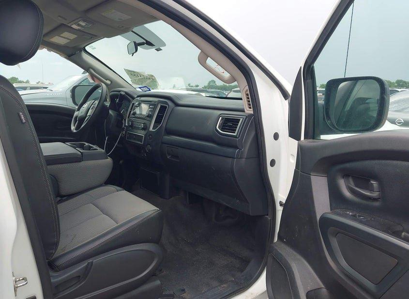Nissan Titan
