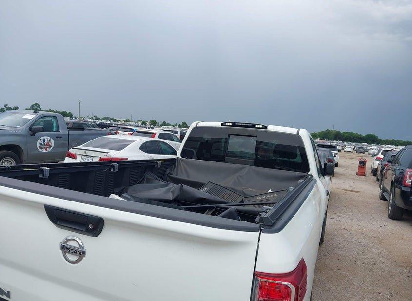Nissan Titan