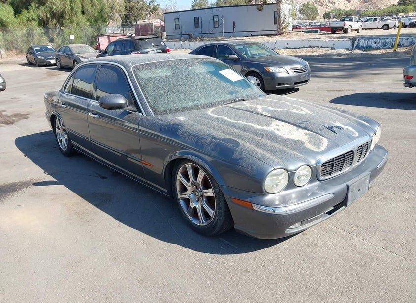 Jaguar Xj