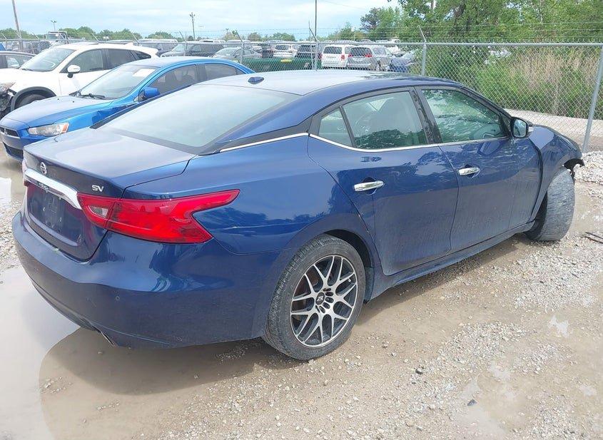 Nissan Maxima