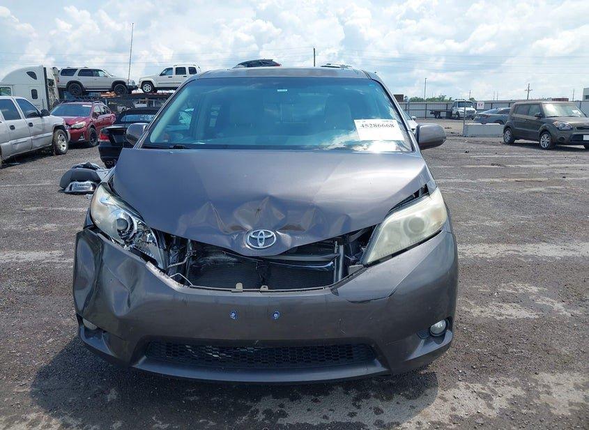 Toyota Sienna