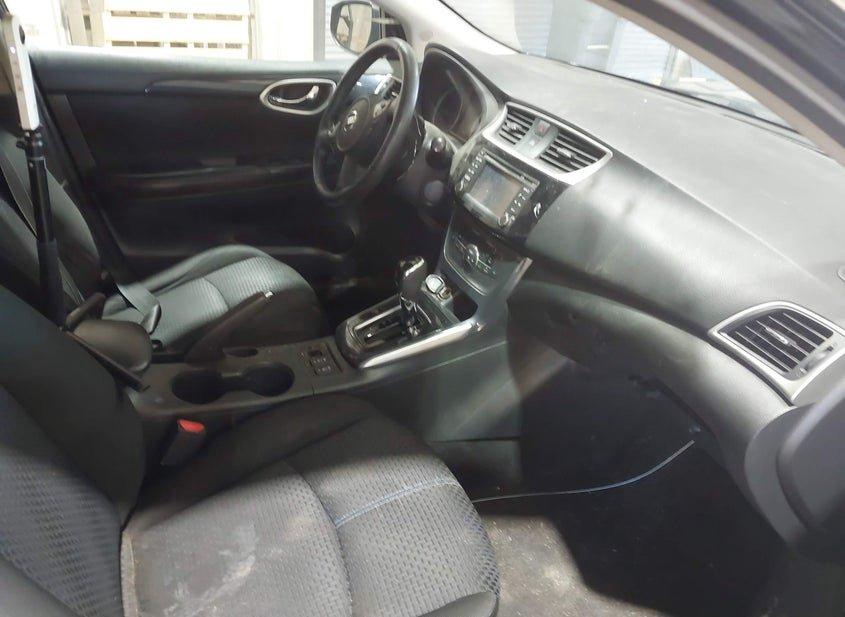 Nissan Sentra