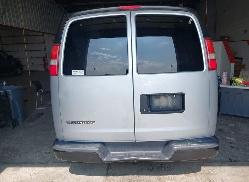 Chevrolet Express 3500