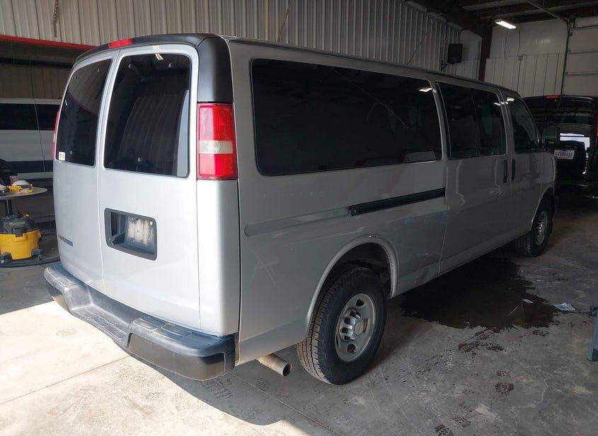 Chevrolet Express 3500