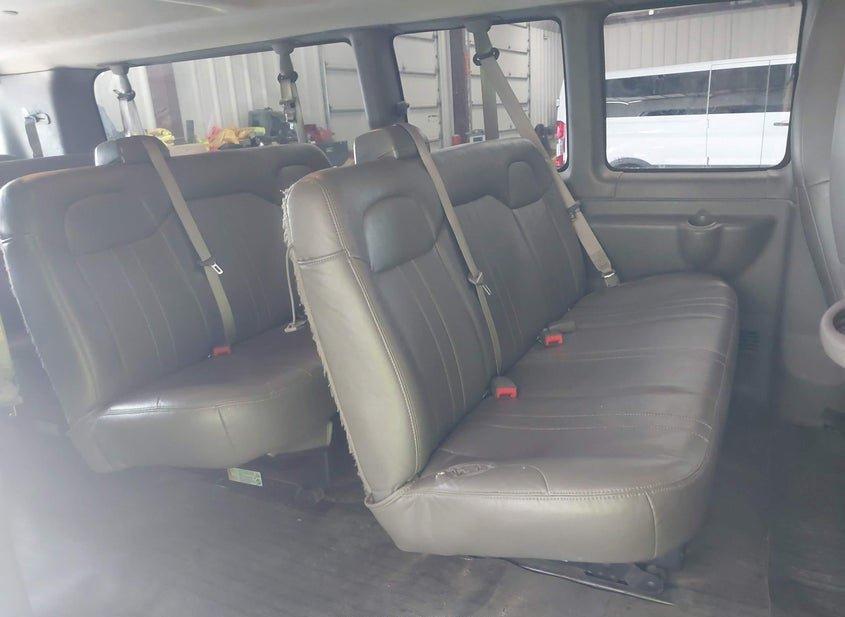 Chevrolet Express 3500