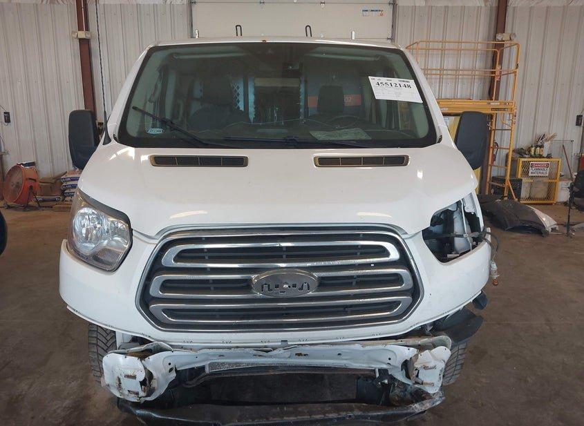 Ford Transit-250