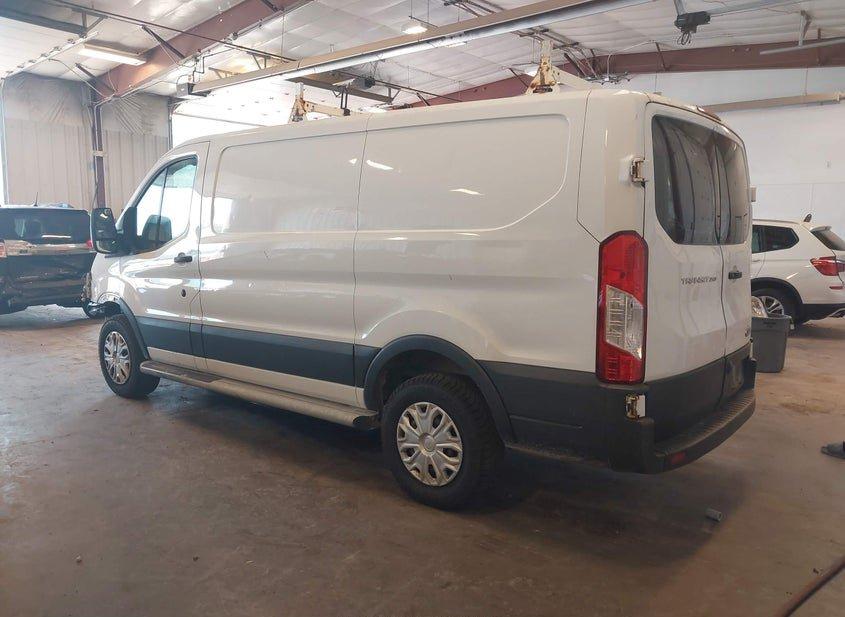 Ford Transit-250