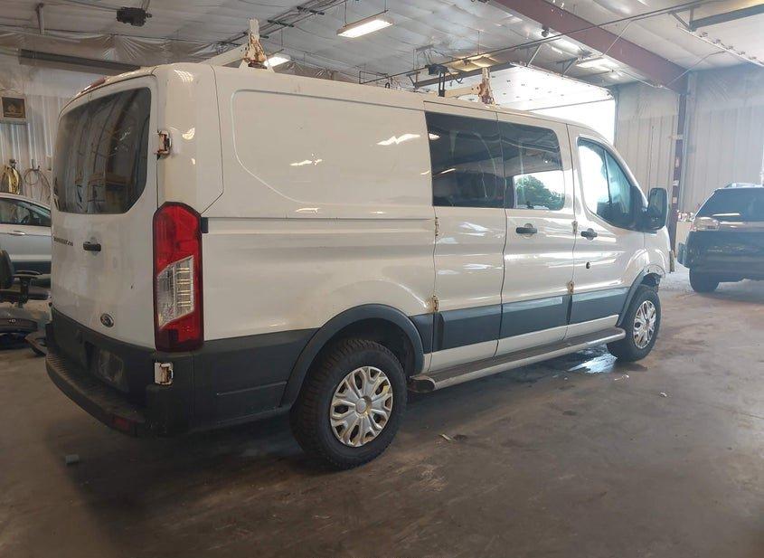 Ford Transit-250