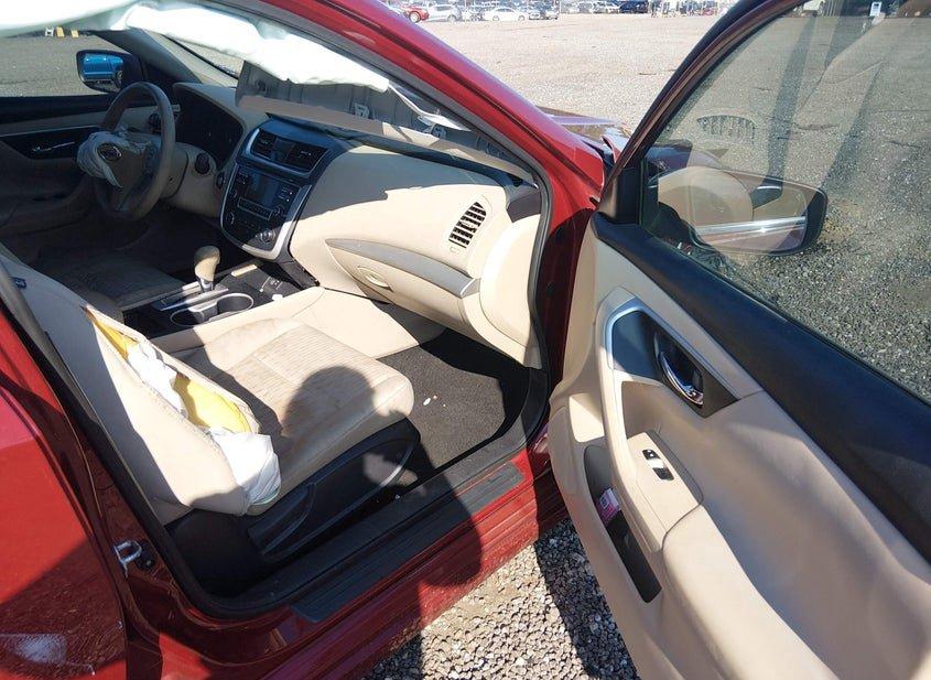 Nissan Altima