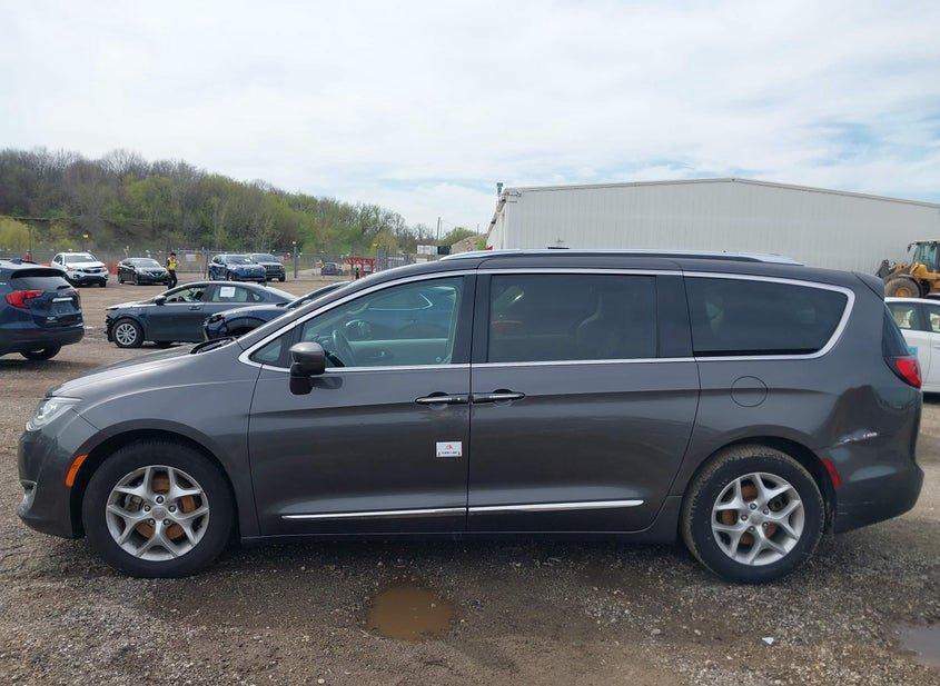 Chrysler Pacifica