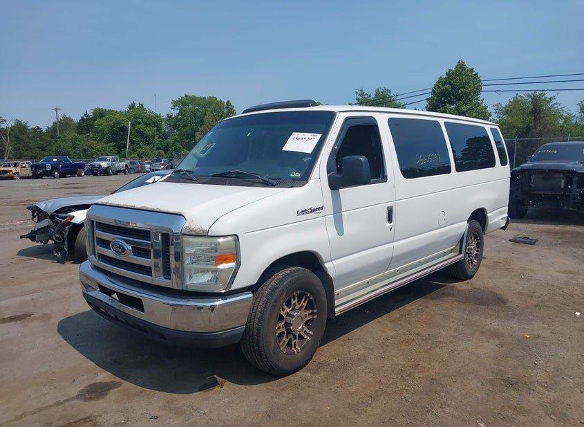 Ford E-350 Super Duty
