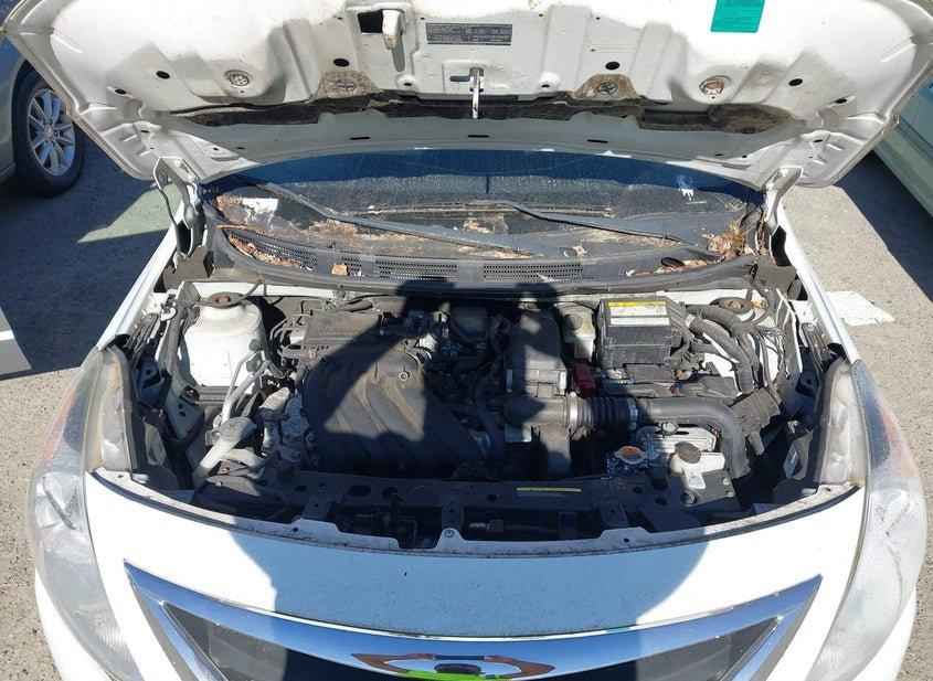 Nissan Versa