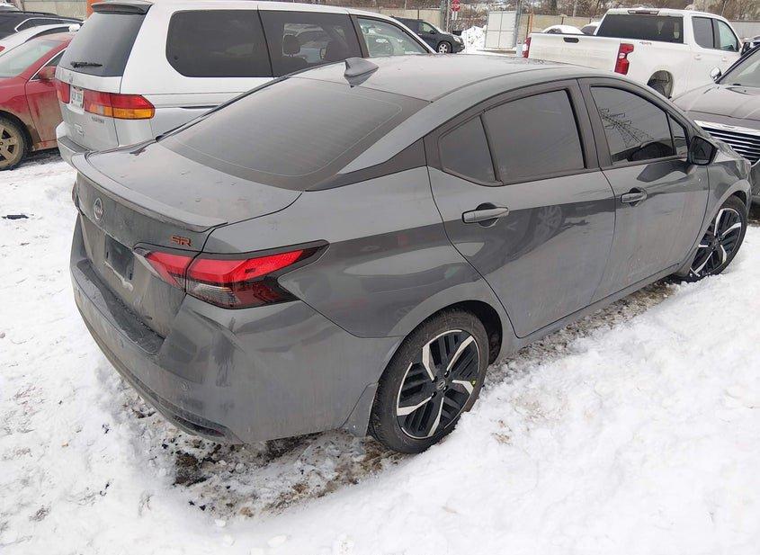 Nissan Versa