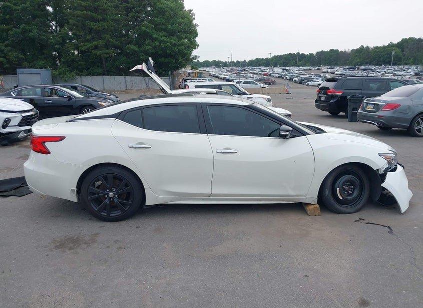 Nissan Maxima