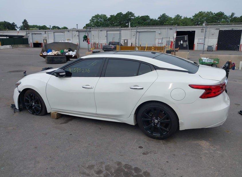 Nissan Maxima