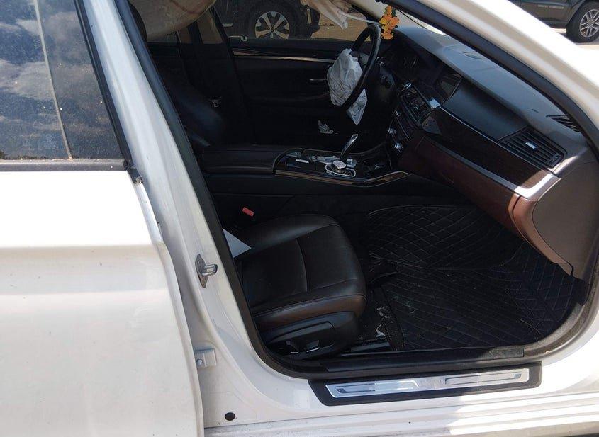 BMW 535I
