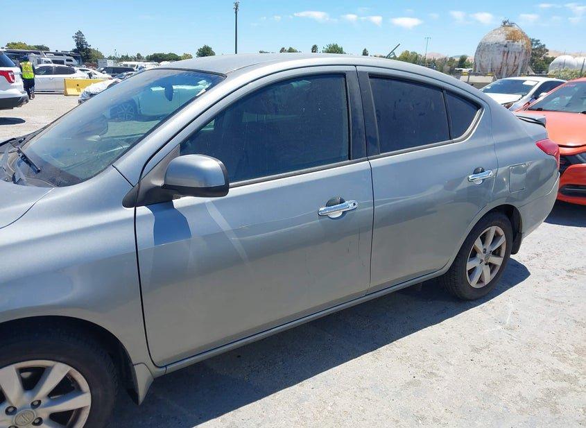 Nissan Versa