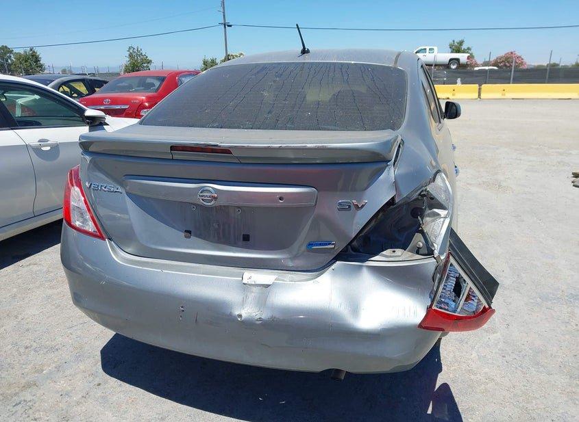 Nissan Versa