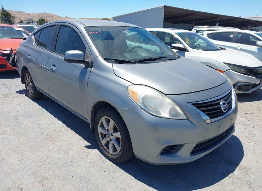 Nissan Versa
