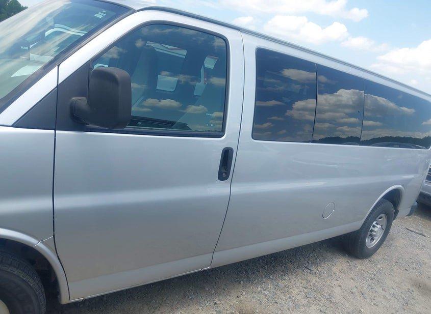 Chevrolet Express 3500