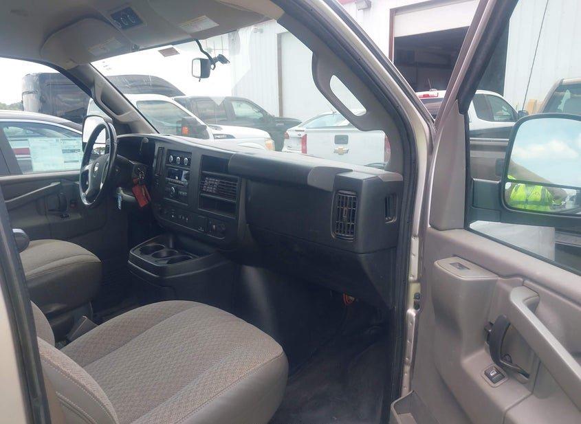 Chevrolet Express 3500