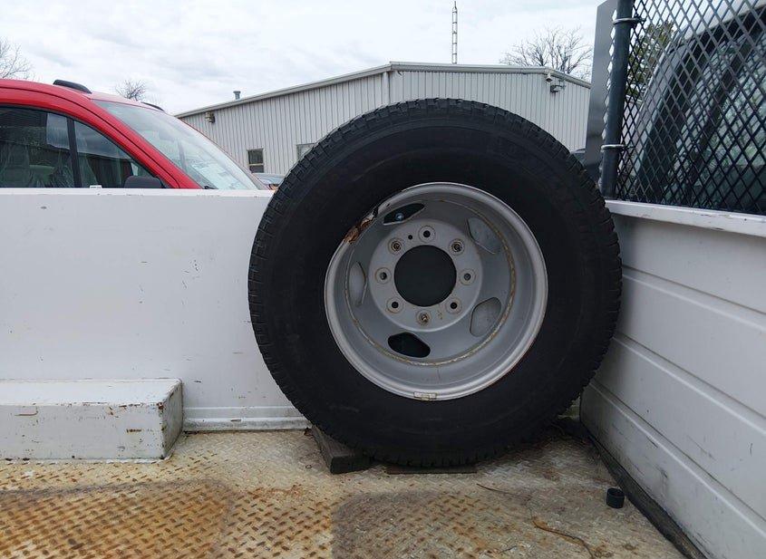 Chevrolet Silverado 3500Hd Chassis
