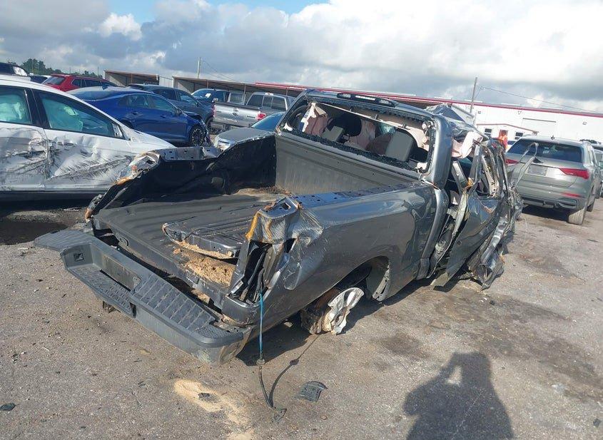 Nissan Titan