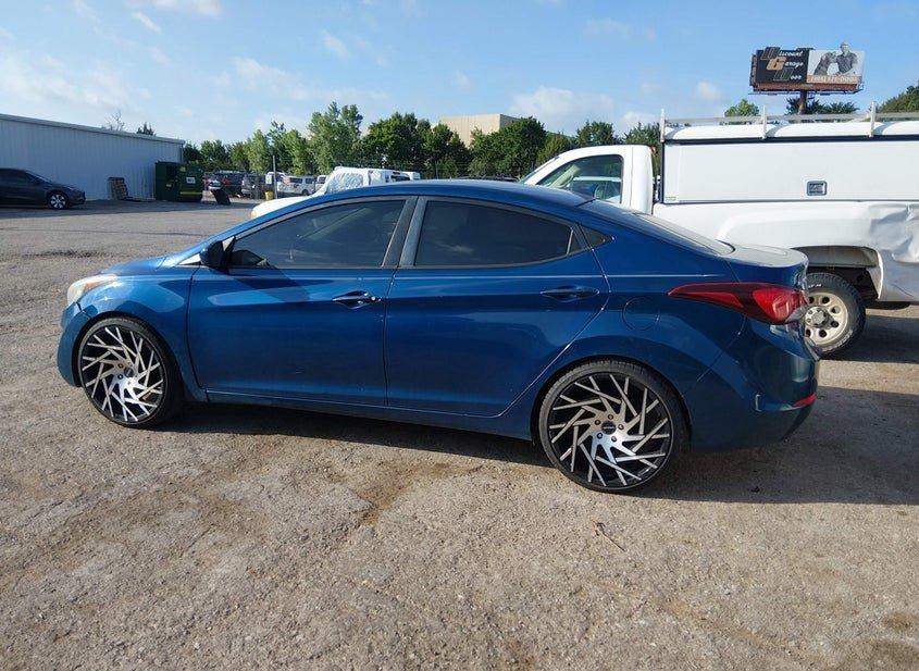 Hyundai Elantra