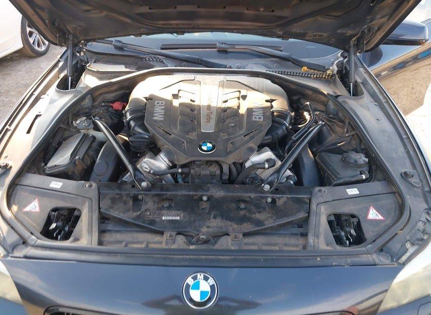 BMW 550I