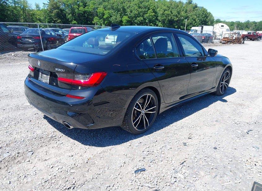 BMW 330I