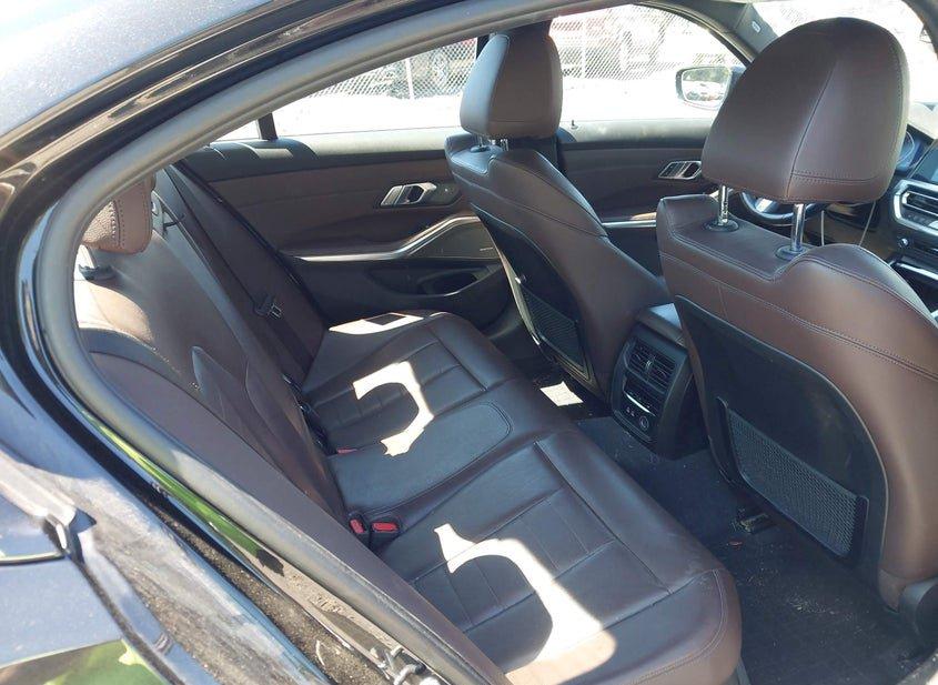 BMW 330I