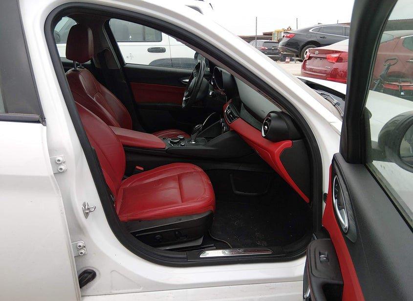 Alfa Romeo Giulia