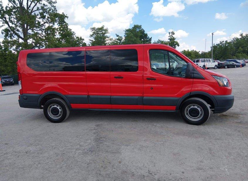 Ford Transit-350