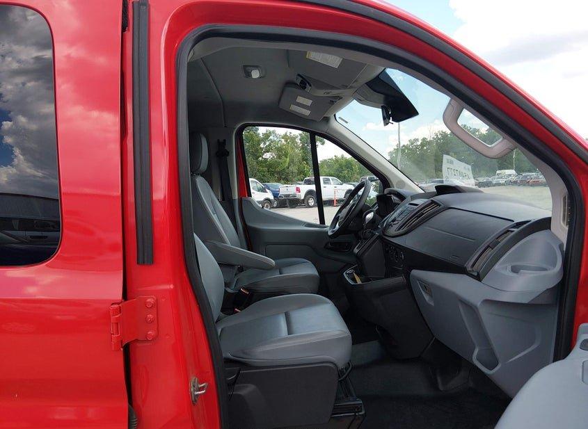 Ford Transit-350