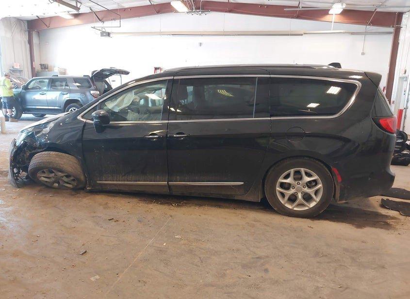 Chrysler Pacifica
