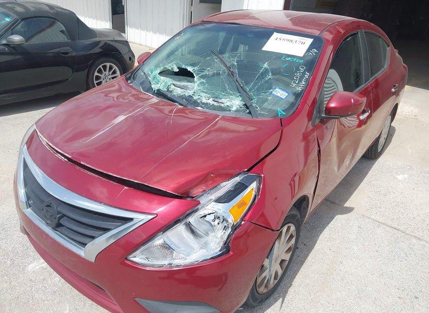 Nissan Versa