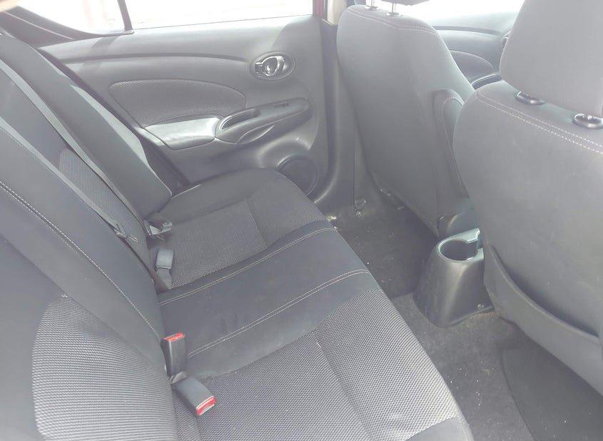 Nissan Versa