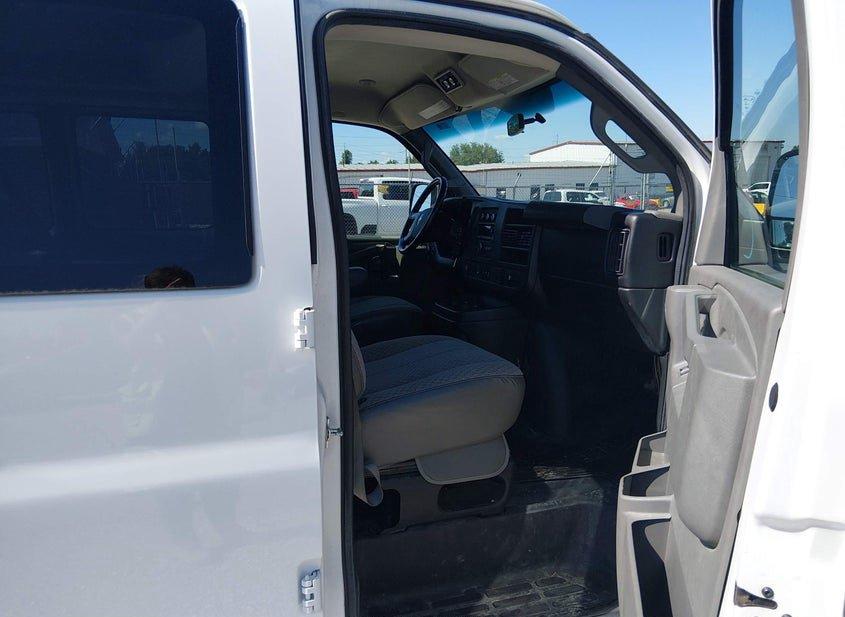 Chevrolet Express 3500