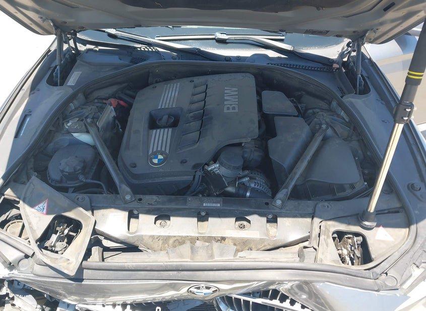 BMW 528I