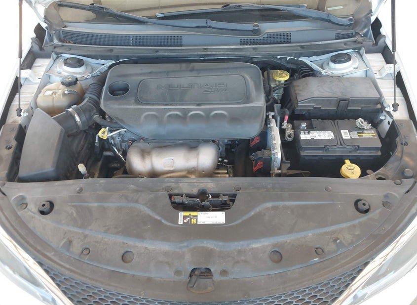 Chrysler 200