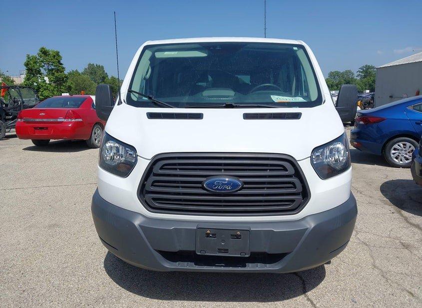 Ford Transit-350