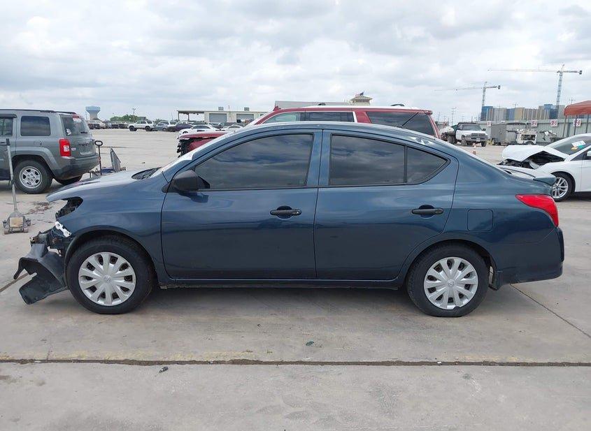 Nissan Versa