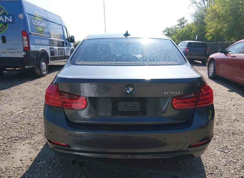 BMW 328I