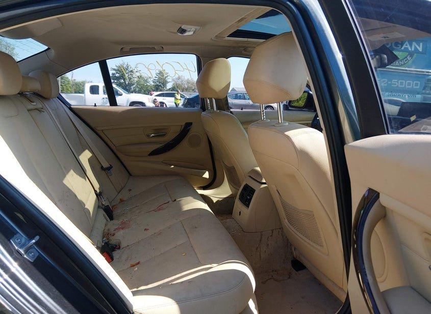 BMW 328I