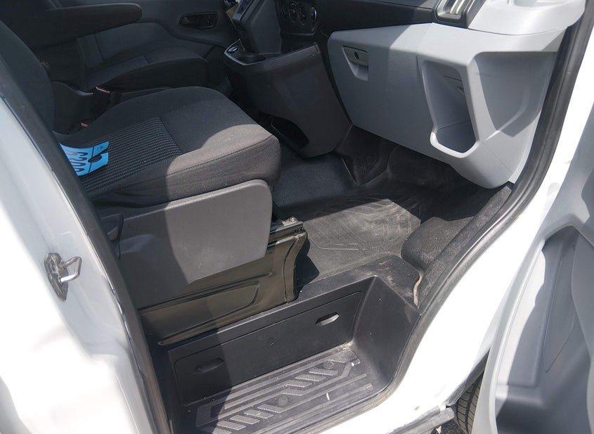 Ford Transit-350