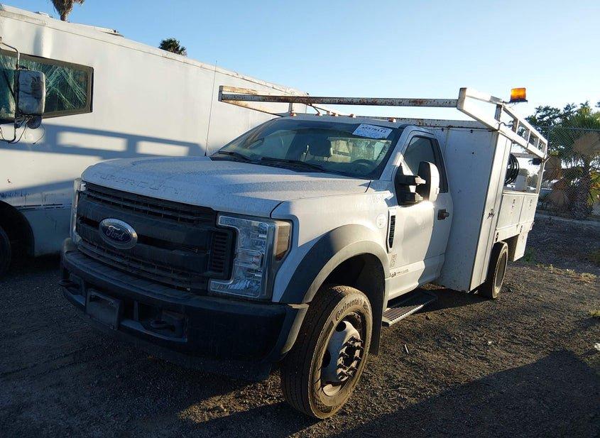 Ford F-550 Chassis