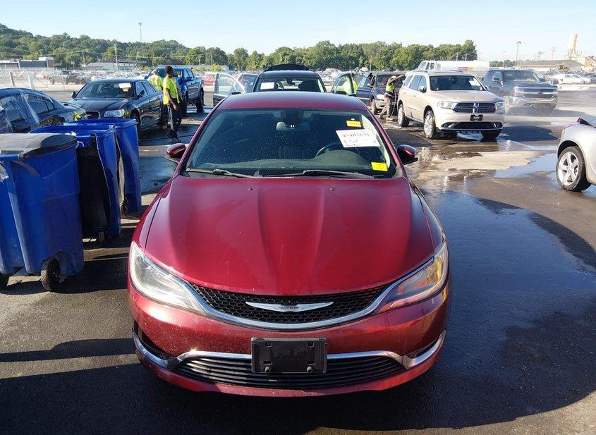 Chrysler 200